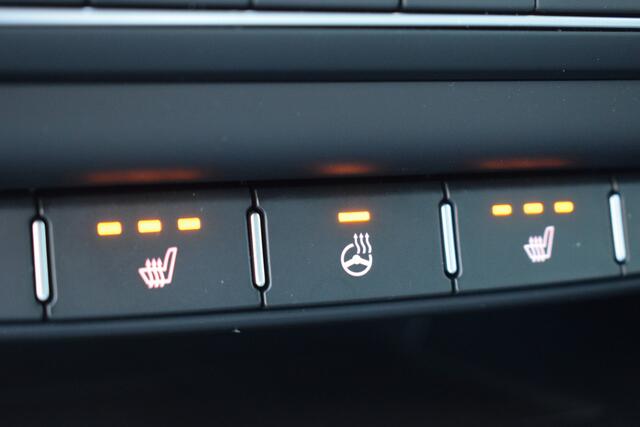 KIA CEE D Ceed Sportswagon 1.5 T-GDi MHEV GT-Line Edition | Trekhaak | Stoel-/ Stuurverwarming | Adaptieve Cruise Control | Tot 10Jr. Kia-Garantie |