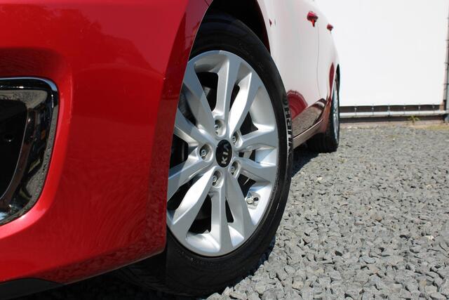 KIA CEE D Ceed 1.0 T-GDi ComfortPlusLine Navigator Trekhaak, 1e Eig. Carplay/Android Auto, Achteruitrijcamera, Airco
