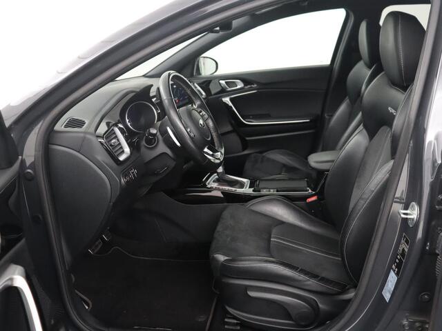KIA CEE D Ceed Sportswagon 1.5 T-GDi MHEV GT-Line Edition | Apple Carplay | LED | Stoelverwarming | Navigatie | JBL Sound |