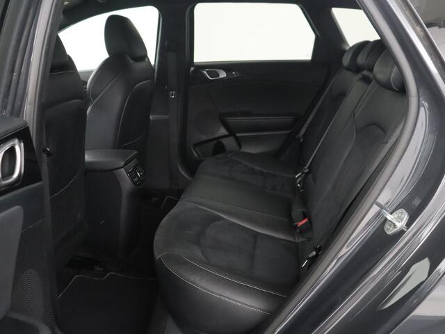 KIA CEE D Ceed Sportswagon 1.5 T-GDi MHEV GT-Line Edition | Apple Carplay | LED | Stoelverwarming | Navigatie | JBL Sound |