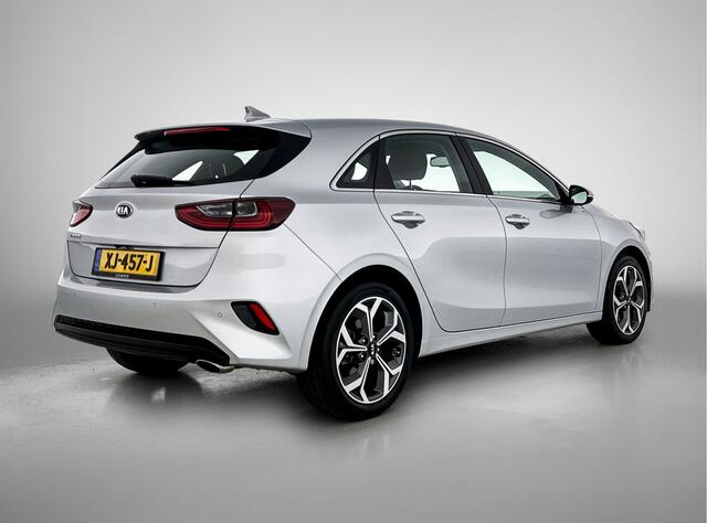 KIA CEE D Ceed 1.4 T-GDi DynamicLine | Navigatie | 17' LM Velgen | Camera | Climate Control |