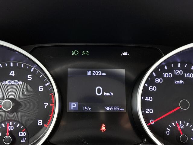 KIA CEE D Ceed 1.4 T-GDi DynamicLine | Navigatie | 17' LM Velgen | Camera | Climate Control |