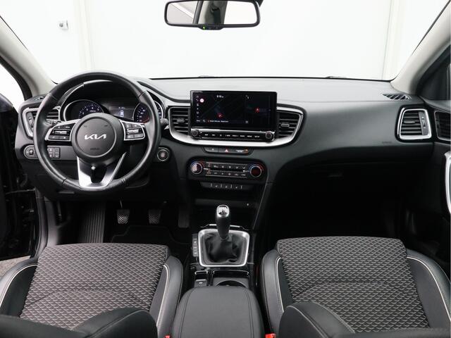 KIA CEE D Ceed Sportswagon 1.5 T-GDi DynamicPlusLine/ lage km/ zeer mooi! – foto 2