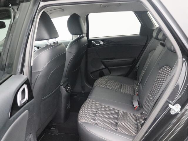 KIA CEE D Ceed Sportswagon 1.5 T-GDi DynamicPlusLine/ lage km/ zeer mooi! – foto 9