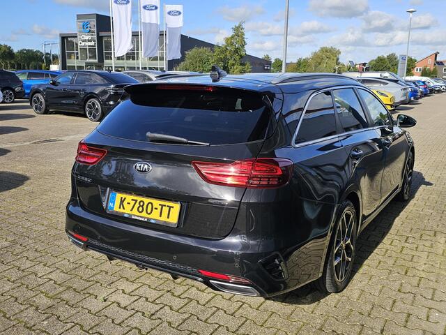 KIA CEE D Ceed Sportswagon 1.5 T-GDi GT-Line 160 pk | Full option | half leder | Panoramadak | Afneembare trekhaak | Stoel- en stuurwielverwarming | Digitaal dashboard etc.