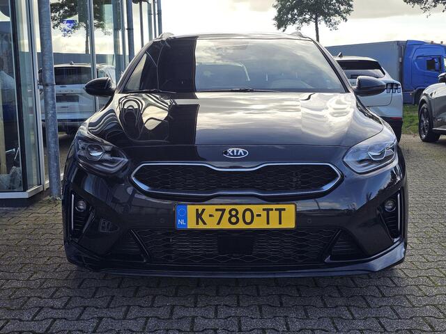 KIA CEE D Ceed Sportswagon 1.5 T-GDi GT-Line 160 pk | Full option | half leder | Panoramadak | Afneembare trekhaak | Stoel- en stuurwielverwarming | Digitaal dashboard etc.