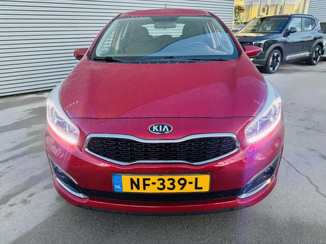 KIA CEE D cee'd 1.6 GDI First Edition NW geleverd & Onderhouden | Trekhaak | Airco | Cruise | Afkomstig van 1e eigenaar !