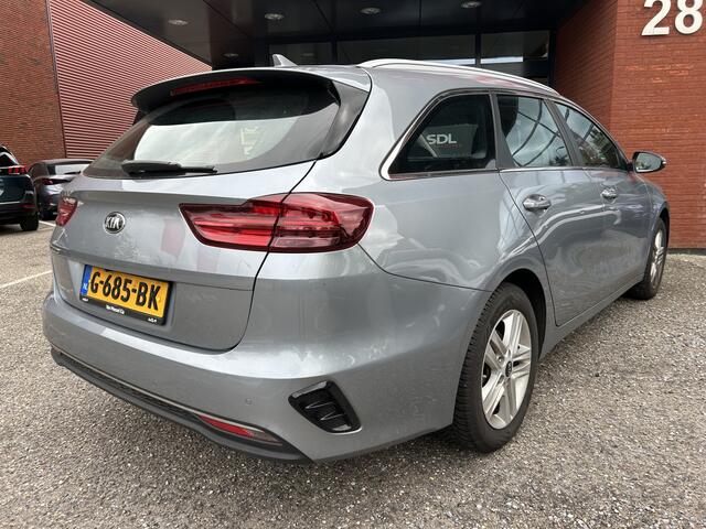 KIA CEE D Ceed Sportswagon 1.0 T-GDi DynamicLine // NAVI + CARPLAY // CLIMA // CAMERA // PDC // CRUISE