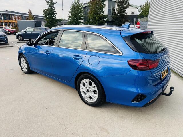 KIA CEE D Ceed Sportswagon 1.5 T-GDi DynamicLine Eerste Eigenaar | Trekhaak | Climate Control | Navigatie | Apple Carplay & Android Auto | Cruise Control