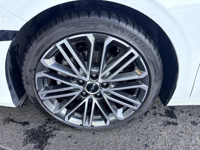 KIA CEE D Ceed Sportswagon 1.5 T-GDi GT-PlusLine | Memory Seat | Schuif/kanteldak | JBL | Elektrische Achterklep | Stoel/Stuurverwarming | Cruise Control