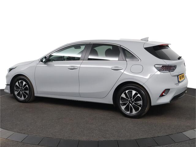KIA CEE D Ceed 1.0 T-GDi MHEV Design Edition Automaat - Adaptive Cruise - Stoel/Stuurverwarming - DAB- Navigatie - Apple Carplay/Android Auto Fabrieksgarantie 17-04-2032 – foto 4