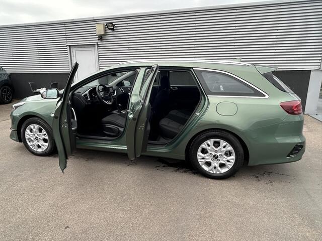 KIA CEE D Ceed Sportswagon 1.5 T-GDi DynamicLine Trekhaak, navigatie Apple CarPlay/Android Auto, parkeersensoren v&a, cruise control, 1e eign. BTW-auto – foto 4