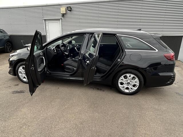 KIA CEE D Ceed Sportswagon 1.5 T-GDi DynamicLine Trekhaak, navigatie Apple CarPlay/Android Auto, parkeersensoren v&a, cruise control, 1e eign. BTW-auto – foto 4