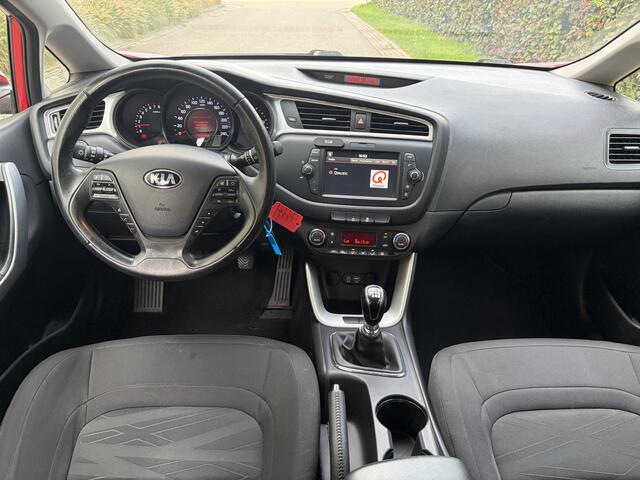 KIA CEE D cee'd Sportswagon 1.0 T-GDi Edition / NAVI / CRUISE / AIRCO / TREKHAAK / 135dkm! NAP! – foto 3