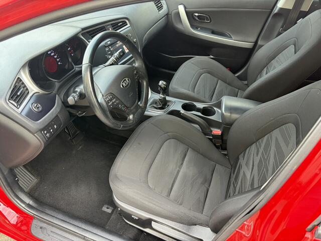 KIA CEE D cee'd Sportswagon 1.0 T-GDi Edition / NAVI / CRUISE / AIRCO / TREKHAAK / 135dkm! NAP! – foto 5