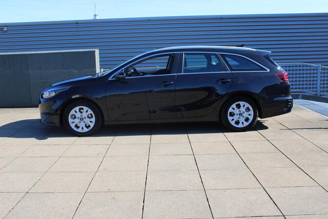 KIA CEE D Ceed Sportswagon 1.5 T-GDi DynamicLine carmera / navigatie / trekhaak – foto 2