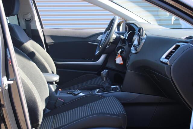 KIA CEE D Ceed Sportswagon 1.5 T-GDi DynamicLine carmera / navigatie / trekhaak – foto 8