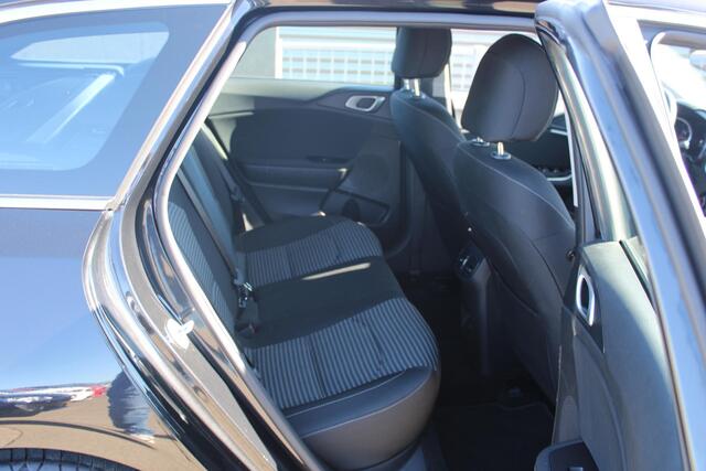 KIA CEE D Ceed Sportswagon 1.5 T-GDi DynamicLine carmera / navigatie / trekhaak – foto 10
