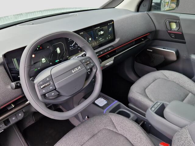 KIA EV2 Plus Advanced 42.2 kWh | Open Dak | Stoelverwarming | Harman / Kardon | Dodehoek |