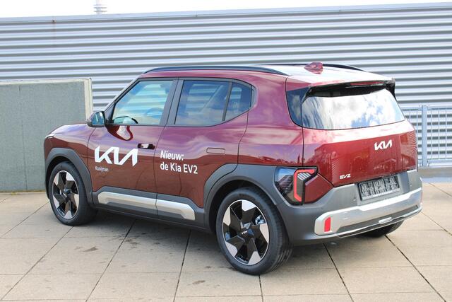 KIA EV2 Plus Advanced 42.2 kWh 5zits DEMO Edition Schuifdak / Camera / Navi / 230V aansluiting
