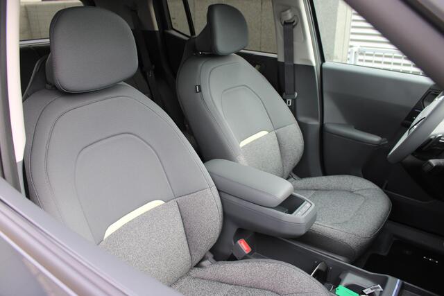 KIA EV2 Plus Advanced 42.2 kWh 4p. DEMO Edition Schuifdak / Camera / Navi / 230V aansluiting