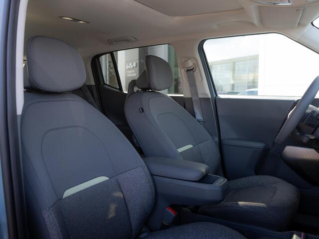 KIA EV2 Plus Advanced 42.2 kWh | Schuifkanteldak | Stoel en stuurverwarming | Navigatie |