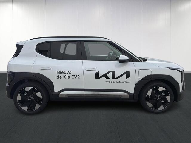 KIA EV2 Plus Advanced 42.2 kWh | Schuif/kantel dak | Harman Kardon audio | Camera | Stoelverwarming