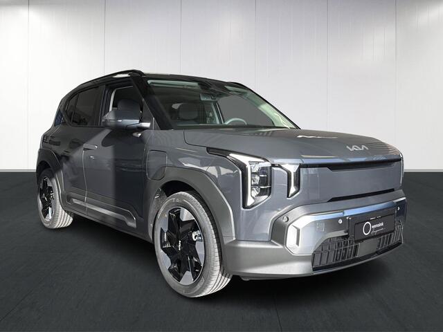 KIA EV2 Plus 42.2 kWh 4p. | Privacy Glass | Dual zone climate control | Stoel- en stuurwielverwarming | 18" lichtmetalen velgen | Regensensor |