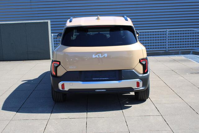 KIA EV2 Plus Advanced 42.2 kWh 5zits Schuif-/kanteldak / Navi / Camera