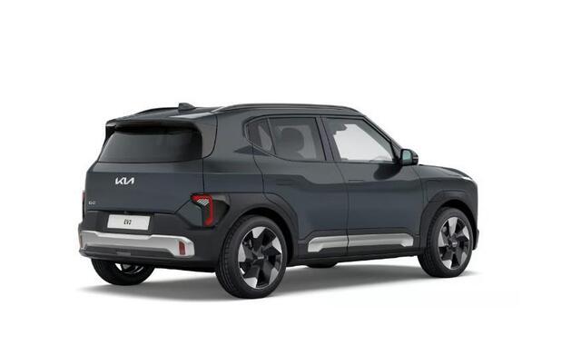 KIA EV2 Plus Advanced 42.2 kWh | Glazen schuif-/kanteldak | Harman Kardon | 18" lichtmetalen velgen | Stoel- en stuurwielverwarming |