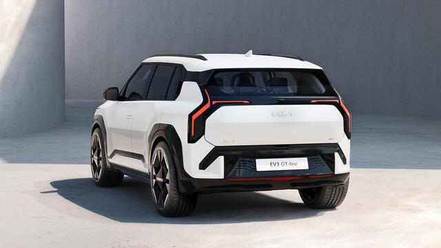 KIA EV3 Plus Advanced 81.4 kWh Tijdelijk Kia Subsidie ¤2950,- Bij Aanschaf | Nu te bestellen | Private Lease vanaf ¤398 | Geen BPM |