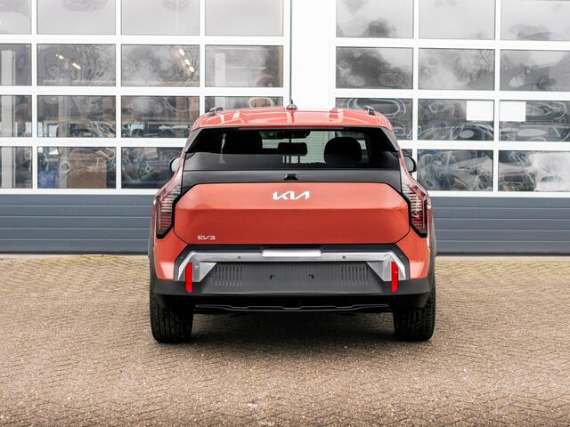 KIA EV3 Plus Advanced 81.4 kWh | 600km Rijbereik | Navi | 19" | Adapt. Cruise | Clima | Schuif/Kanteldak | Stoel&Stuurverw. | Priv Glass | BSM | Harman Kardon