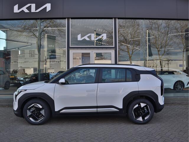 KIA EV3 Air 58.3 kWh ECC-Airco, Navi+BT+DAB, Camera, 17" LMV, 10jr. Garantie.