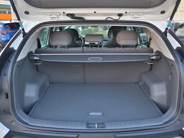 KIA EV3 Air 58.3 kWh ECC-Airco, Navi+BT+DAB, Camera, 17" LMV, 10jr. Garantie.