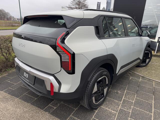 KIA EV3 Air 58.3 kWh | Uit Voorraad Leverbaar | Voorraadkorting | Complete Uitvoering | Matte Kleur | Enz...