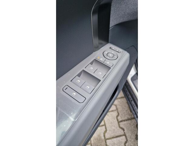 KIA EV3 Plus Single Motor 58.3 kW SR (A) Plus 58.3 kWh Kia EV3 Plus Single Motor 58.3 kW SR (A)