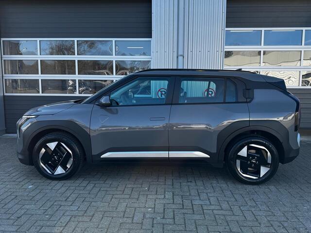 KIA EV3 Air 58.3 kWh - ¤3.000 INRUILPREMIE - Direct leverbaar - Navigatie - Cruise Control - Airco - Keyless - Fabrieksgarantie tot 03-2032