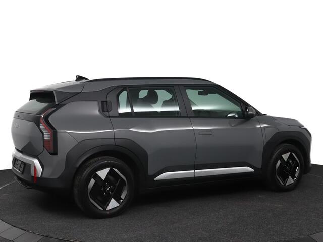 KIA EV3 Air 58.3 kWh Apple Carplay/Android Auto - electronic climate control - Parkeersensor voor en achter 7 jaar Fabrieksgarantie