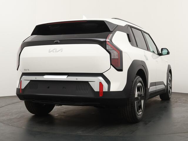 KIA EV3 Plus 58.3 kWh (NIEUW) - Stoelverwarming - Blind Spot - Navigatie - Apple Carplay/Android Auto - 7 jaar Fabrieksgarantie