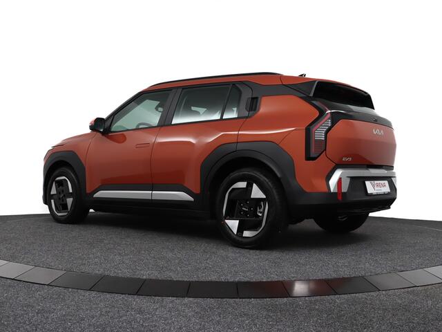KIA EV3 Air 58.3 kWh - ¤3.000 INRUILPREMIE - Navigatie - Apple CarPlay/Android Auto - Cruise Control - Climate Control - Fabrieksgarantie tot 03-2032