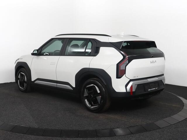 KIA EV3 Air 58.3 kWh - ¤3.000 Inruilpremie - Apple Carplay/Android Auto - Parkeersensor voor en achter Direct Leverbaar!