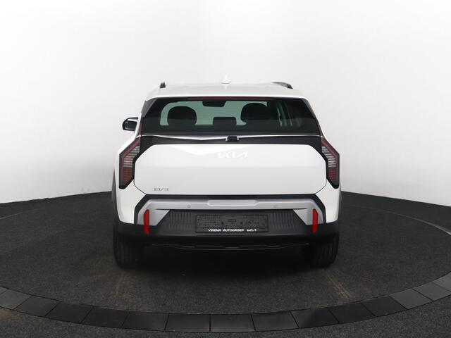 KIA EV3 Air 58.3 kWh - ¤3.000 Inruilpremie - Apple Carplay/Android Auto - Parkeersensor voor en achter Direct Leverbaar!