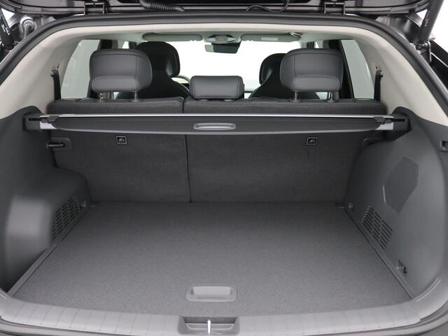 KIA EV3 Plus Advanced 81.4 kWh 204PK full led, adaptive cruise met travel assist, side assist, elek. bedienbare achterklep, stuur-stoelverwarming, Harman Kardon sound, keyless, 19" lichtmetaal