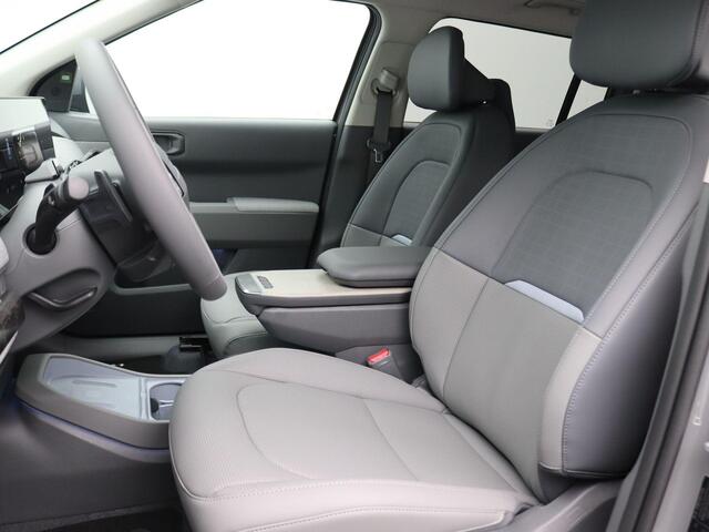 KIA EV3 Plus Advanced 81.4 kWh 204PK full led, adaptive cruise met travel assist, side assist, elek. bedienbare achterklep, stuur-stoelverwarming, Harman Kardon sound, 19" lichtmetaal
