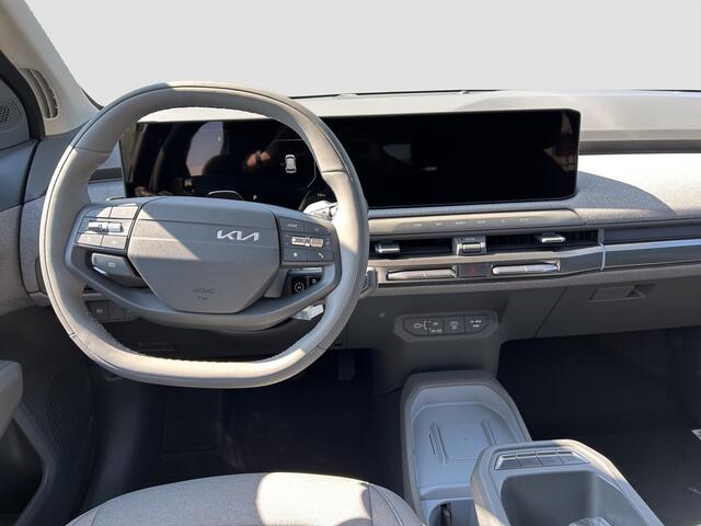 KIA EV3 Plus 58.3 kWh Stoelverwarming | Stuurverwarming | Navigatie | Privacy Glass