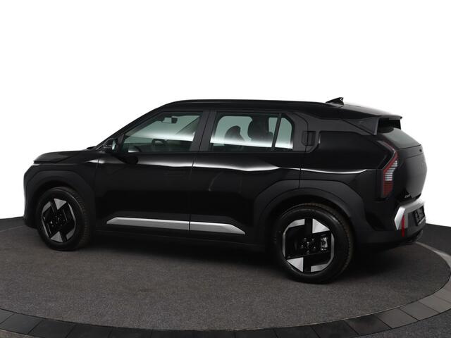 KIA EV3 Air 58.3 kWh ¤3.000 INRUILPREMIE - Apple Carplay/Android Auto - electronic climate control - Parkeersensor voor en achter Direct Leverbaar!
