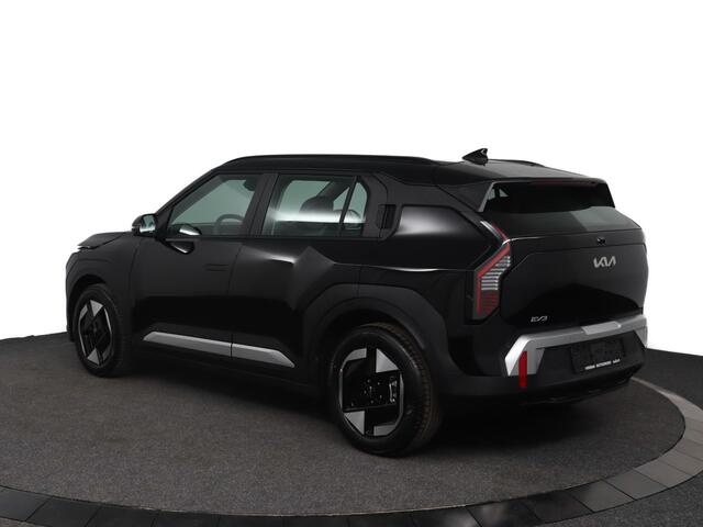 KIA EV3 Air 58.3 kWh ¤3.000 INRUILPREMIE - Apple Carplay/Android Auto - electronic climate control - Parkeersensor voor en achter Direct Leverbaar!