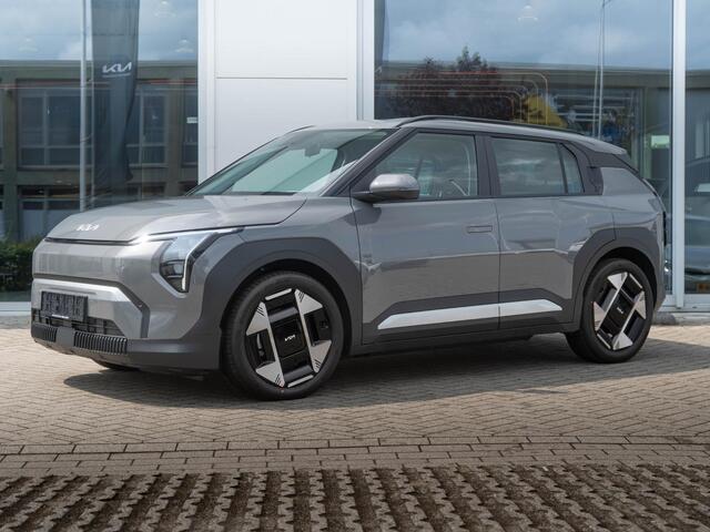 KIA EV3 Plus Advanced 81.4 kWh | OP VOORAAD DIRECT LEVERBAAR | Schuifkanteldak | Harman en kardon |