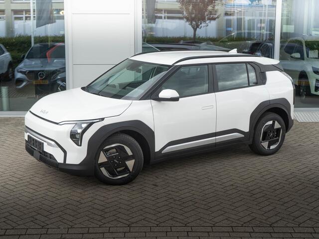 KIA EV3 Plus 58.3 kWh | Op VOOORRAAD DIRECT LEVERBAAR | Stoel en stuurverwarming | Dodehoek assistentie |