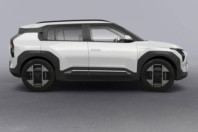 KIA EV3 Plus Advanced 81.4 kWh - Direct uit voorraad leverbaar - Snow White Pearl